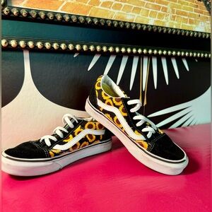 Vans “Off the Wall” Low Top Sunflower Shoes - Sz 3 Child / Sz 5 Women